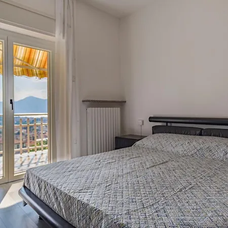 Cozy With View Apartment Luino